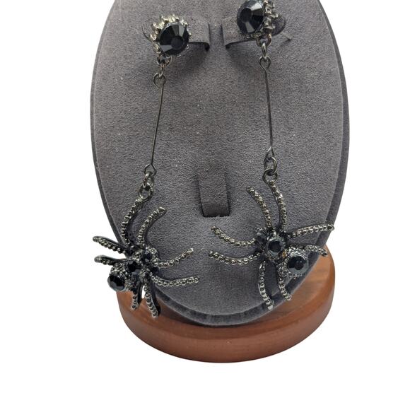 Halloween Spiders Ghouls & Candy Corn Bracelet & Earrings - Picture 5 of 7